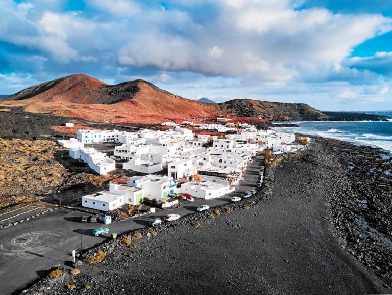 lanzarote wioska el golfo.jpg