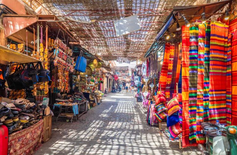 marrakesz stoiska na dzami al fana.jpg